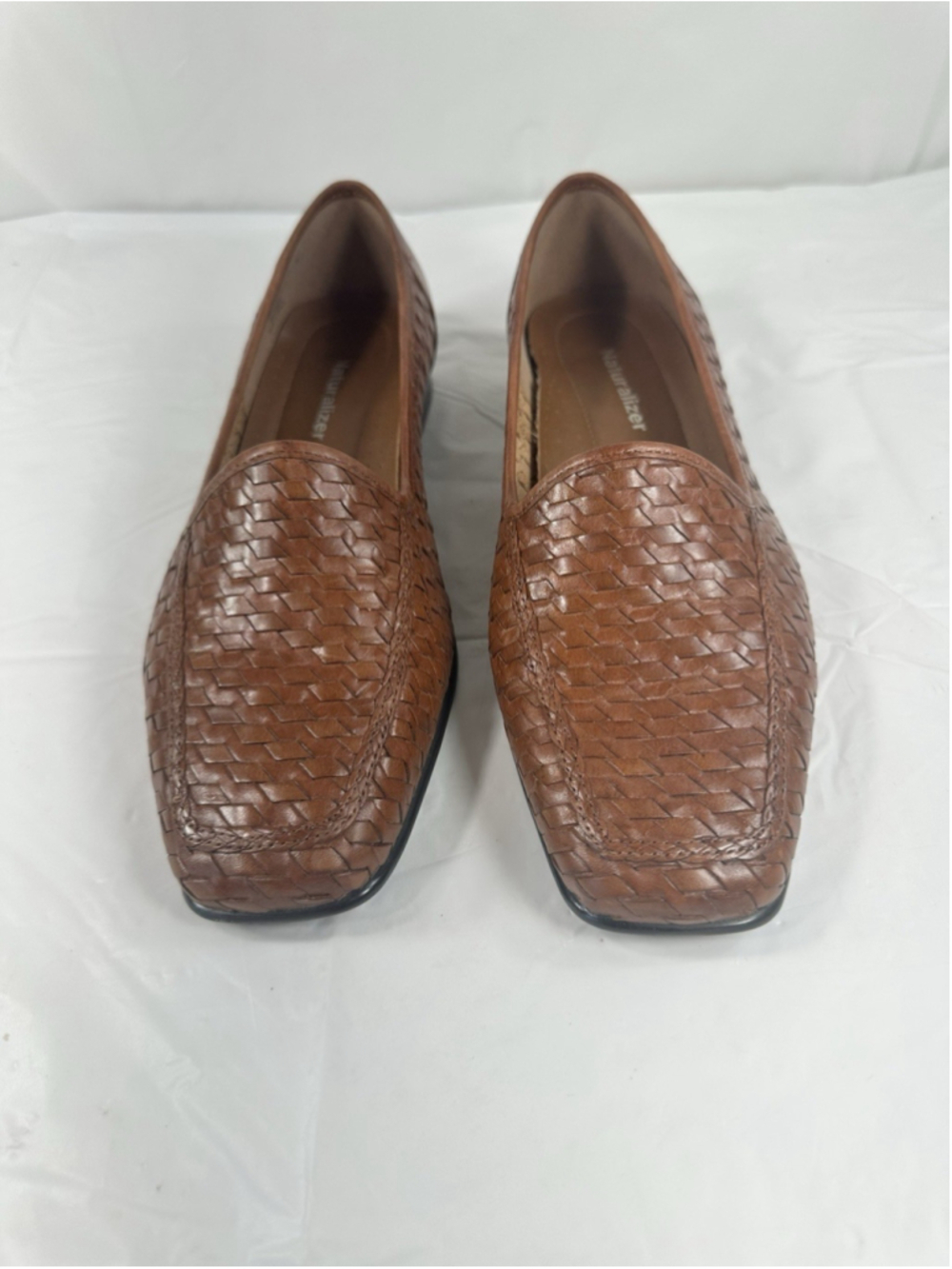 Naturalizer Tan Brown Woven Weave Leather Loafers 740N29 S63 Size 8.5 W Brazil